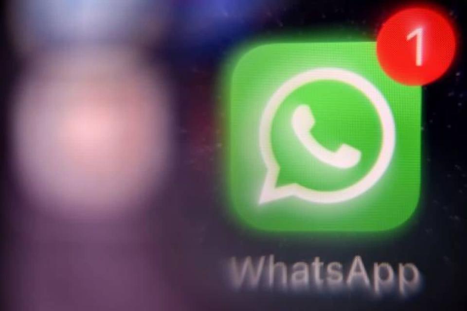 WhatsApp screenshot blocking feature appears in the latest beta app for