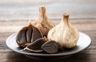 Why You Should Try Black Garlic - Top Health Benefits And Cooking Tips