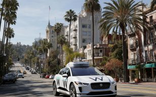 America ready for self-driving cars, but it has a legal problem