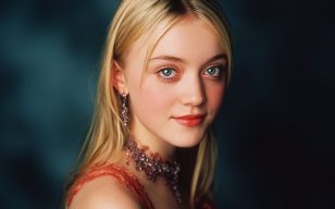 Dakota Fanning makes candid confession about becoming a mother in her 30s