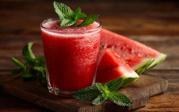 8 Natural Electrolyte Drinks To Beat The Heatwave