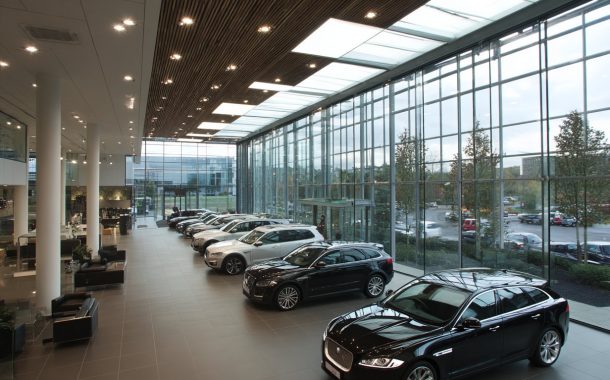 Jaguar Land Rover and Stellantis Explore US Car Development Partnership