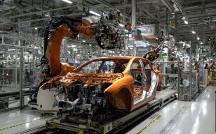 Nissan Pulls the Plug on Its $500 Million EV Plan for America